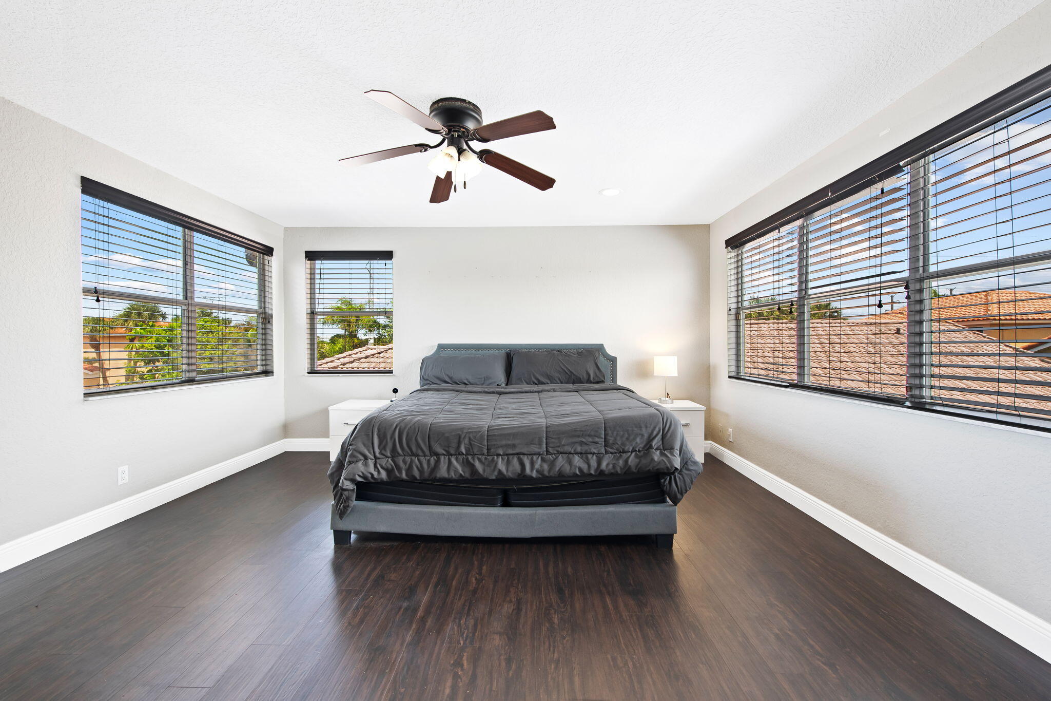HARBOUR SPRINGS AT MISSION BAY - Residential