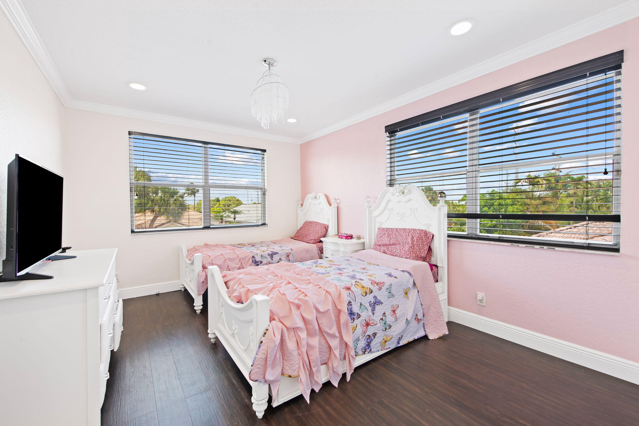 HARBOUR SPRINGS AT MISSION BAY - Residential