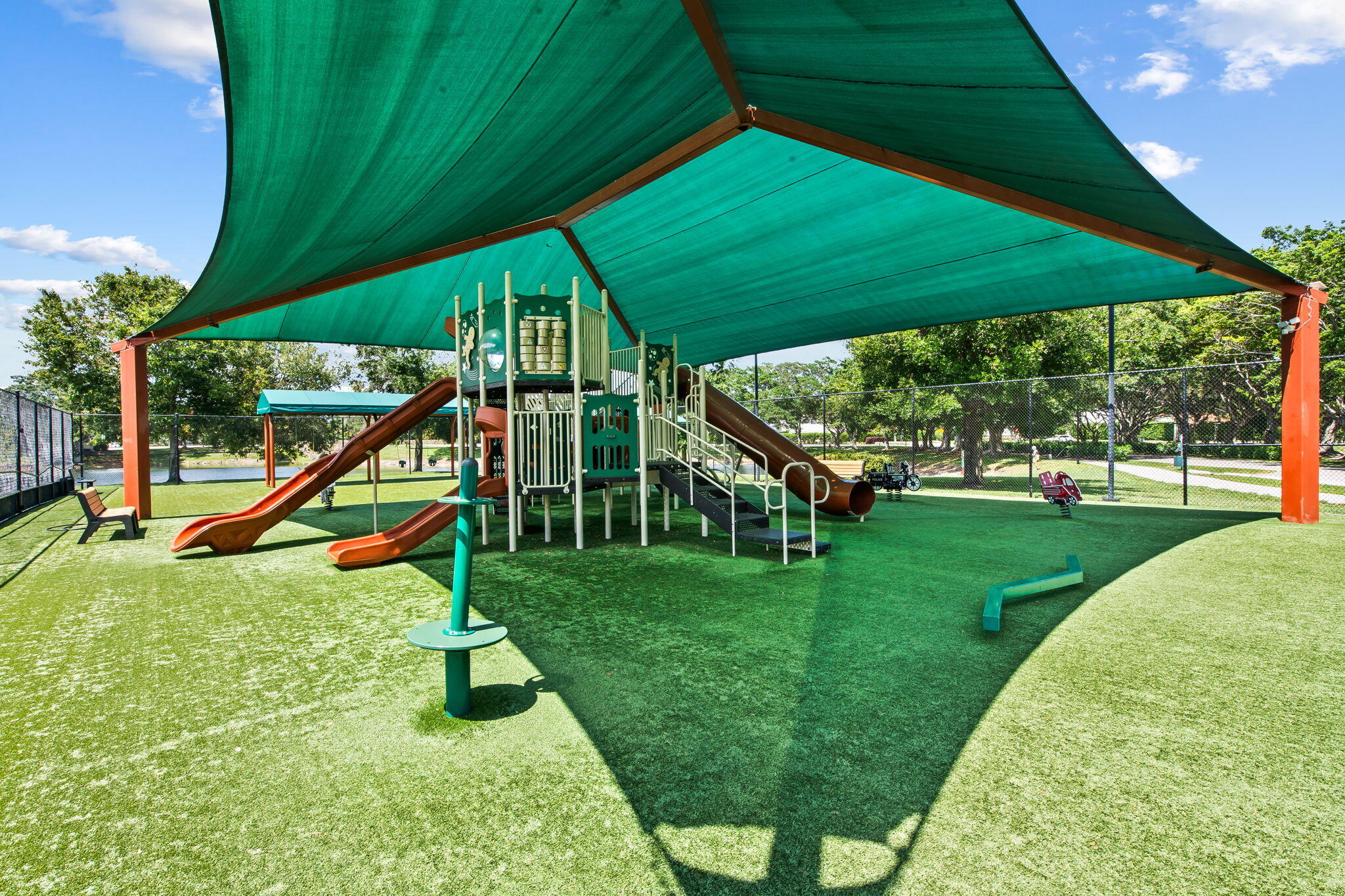 HARBOUR SPRINGS AT MISSION BAY - Residential