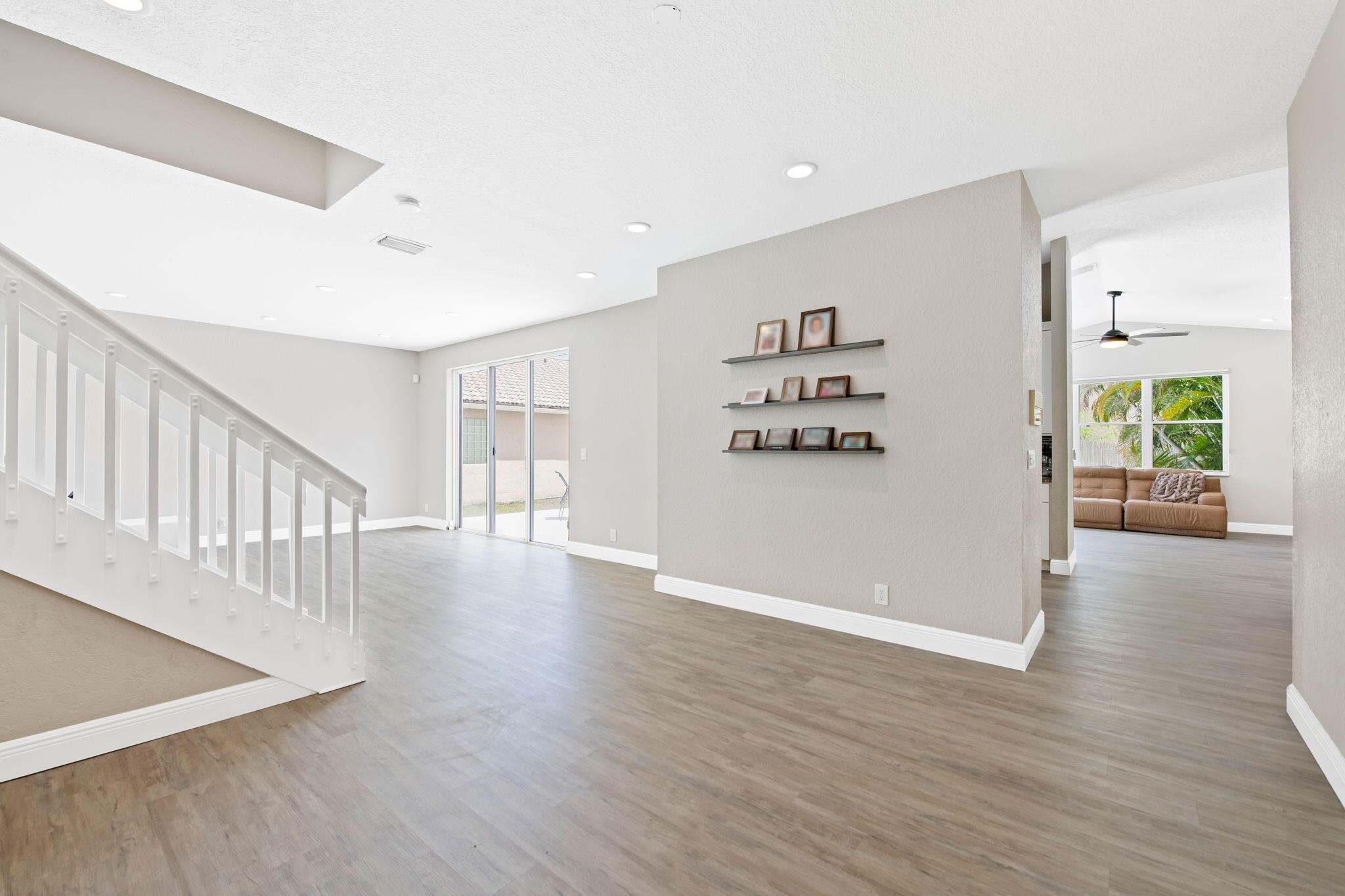 HARBOUR SPRINGS AT MISSION BAY - Residential