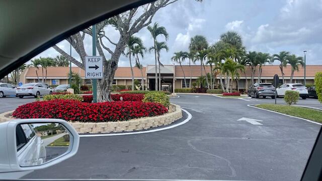 GOLDEN LAKES VILLAGE CONDO F - Residential