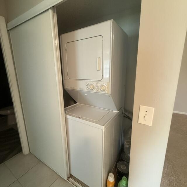 GOLDEN LAKES VILLAGE CONDO F - Residential