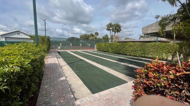 GOLDEN LAKES VILLAGE CONDO F - Residential