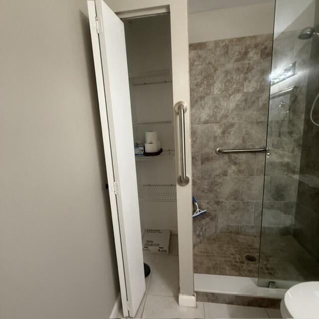 GOLDEN LAKES VILLAGE CONDO F - Residential