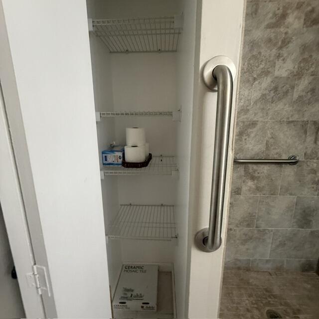 GOLDEN LAKES VILLAGE CONDO F - Residential
