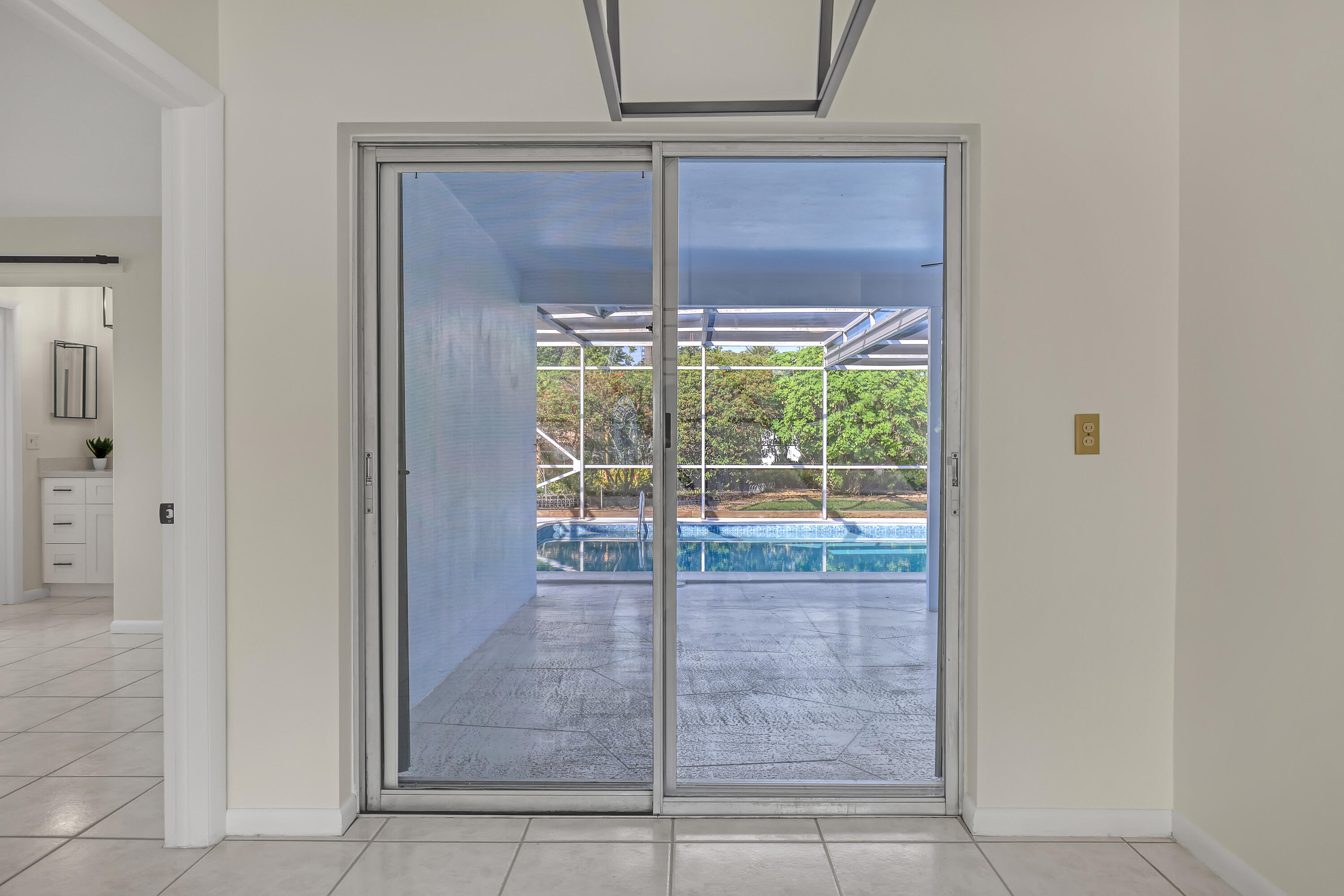 PALM BEACH GARDENS 3 - Residential