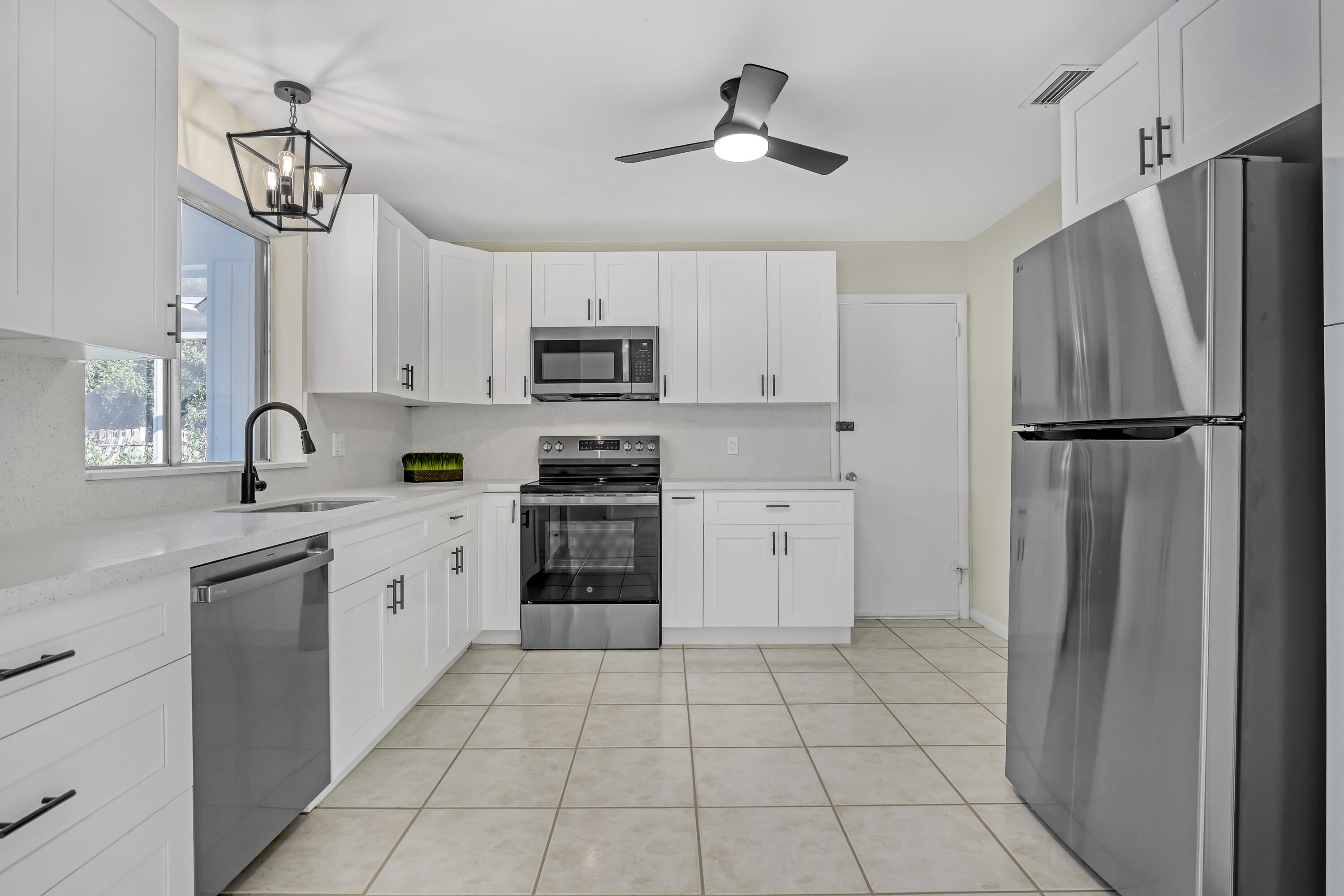 PALM BEACH GARDENS 3 - Residential