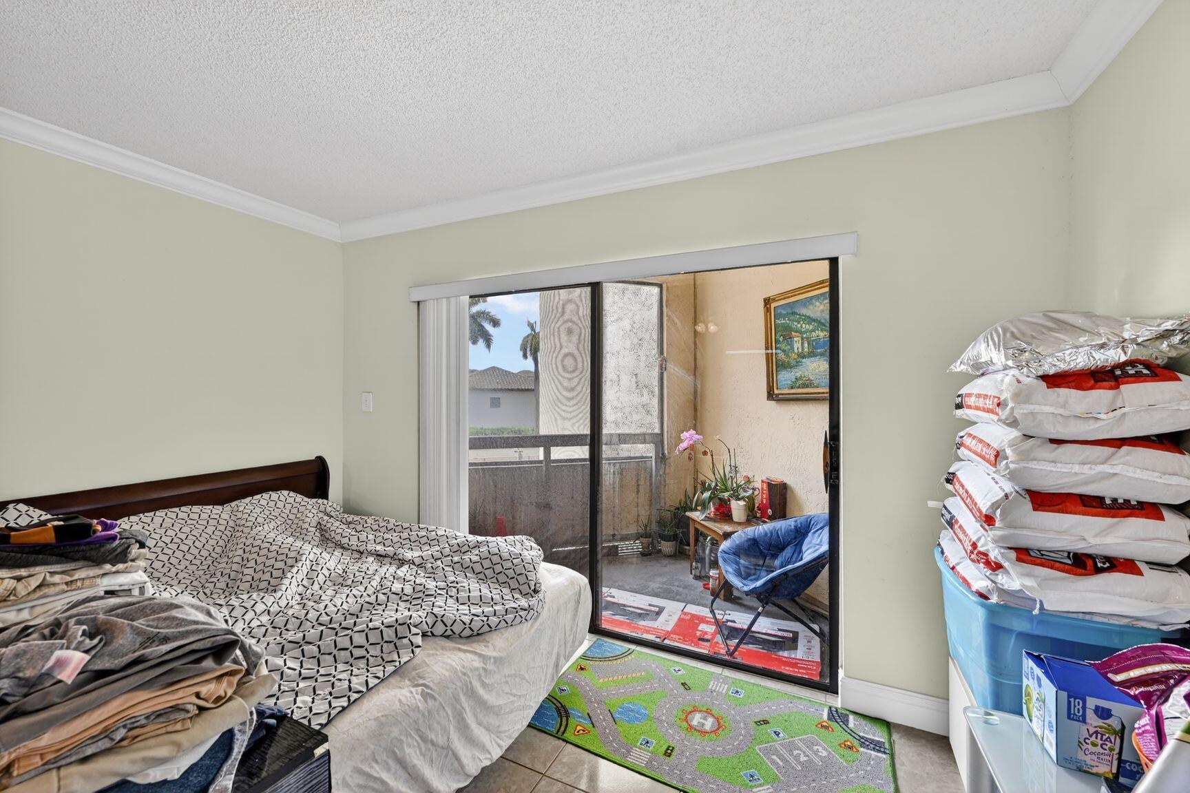 LAS VISTAS AT DORAL CONDO - Residential