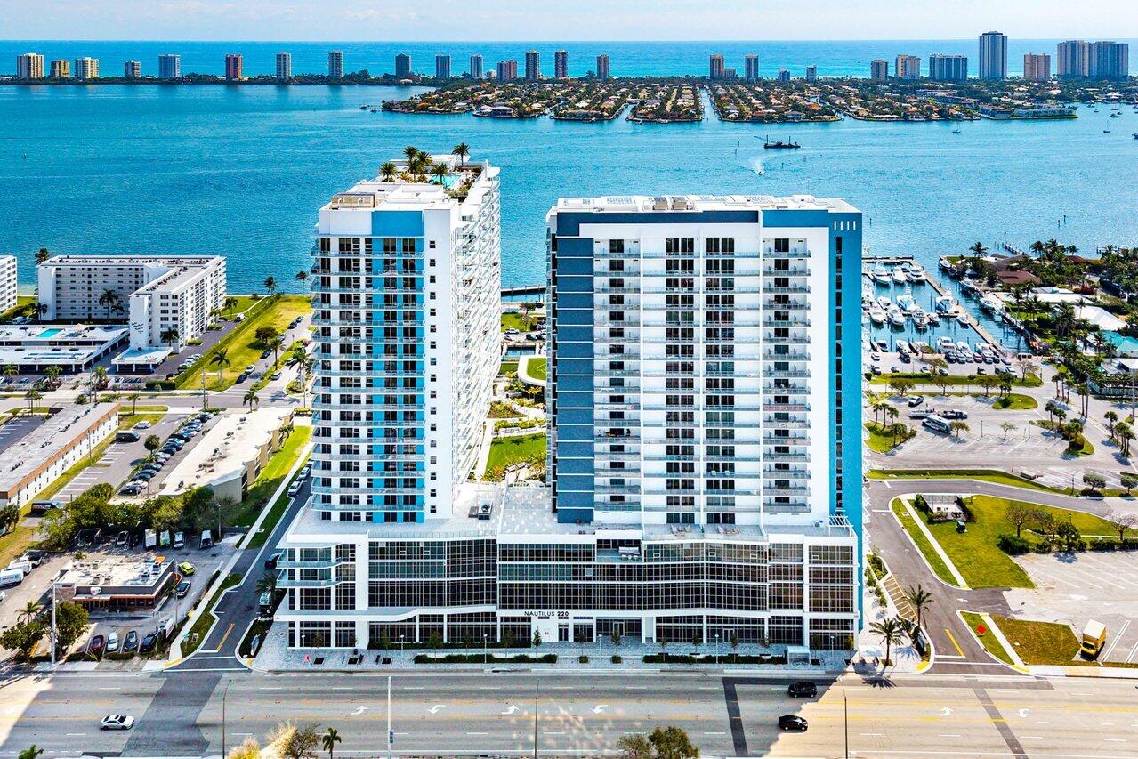 NAUTILUS 220 CONDO - Residential
