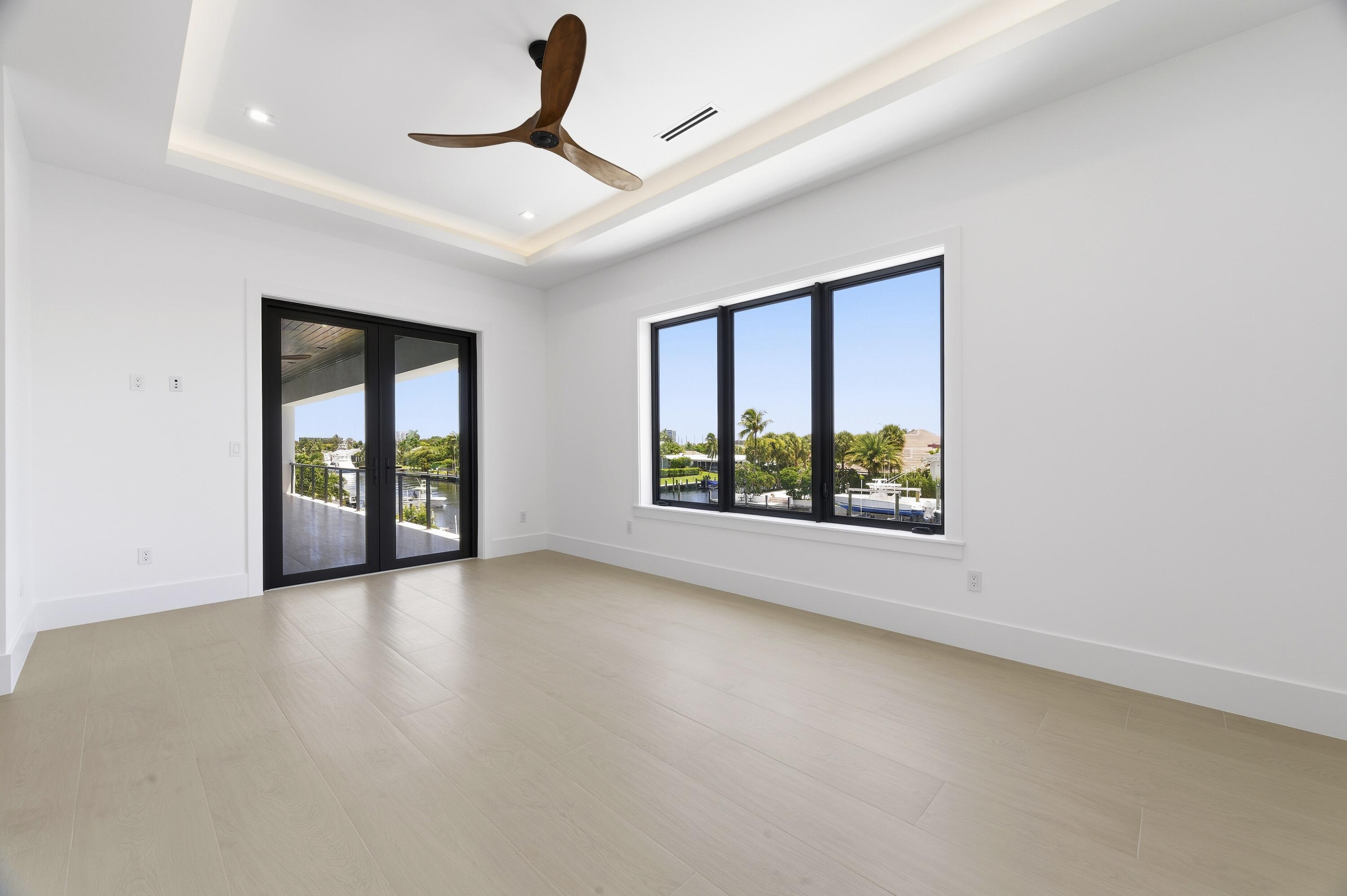 NORTH PALM BEACH VILLAGE OF 6 - Residential