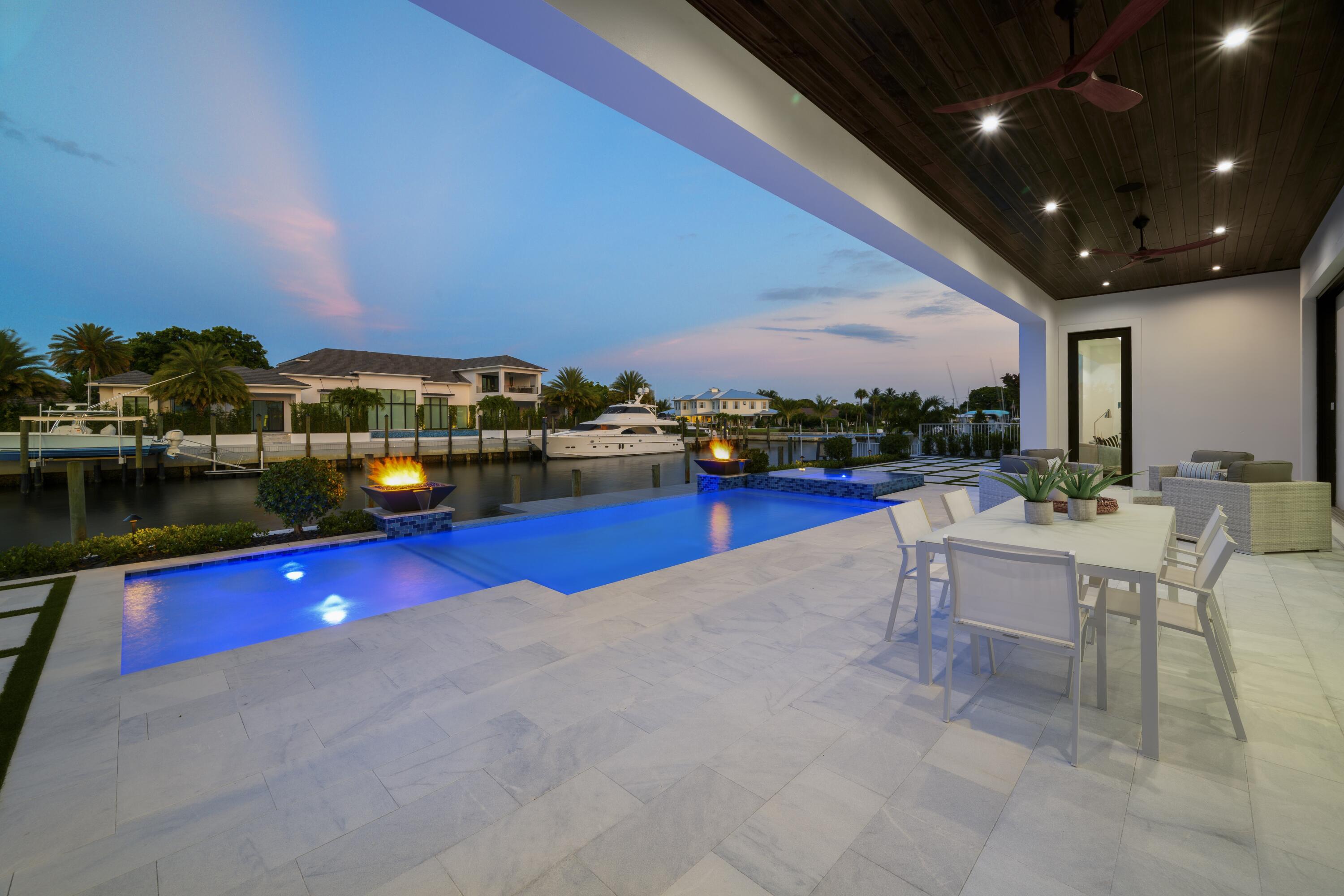 NORTH PALM BEACH VILLAGE OF 6 - Residential