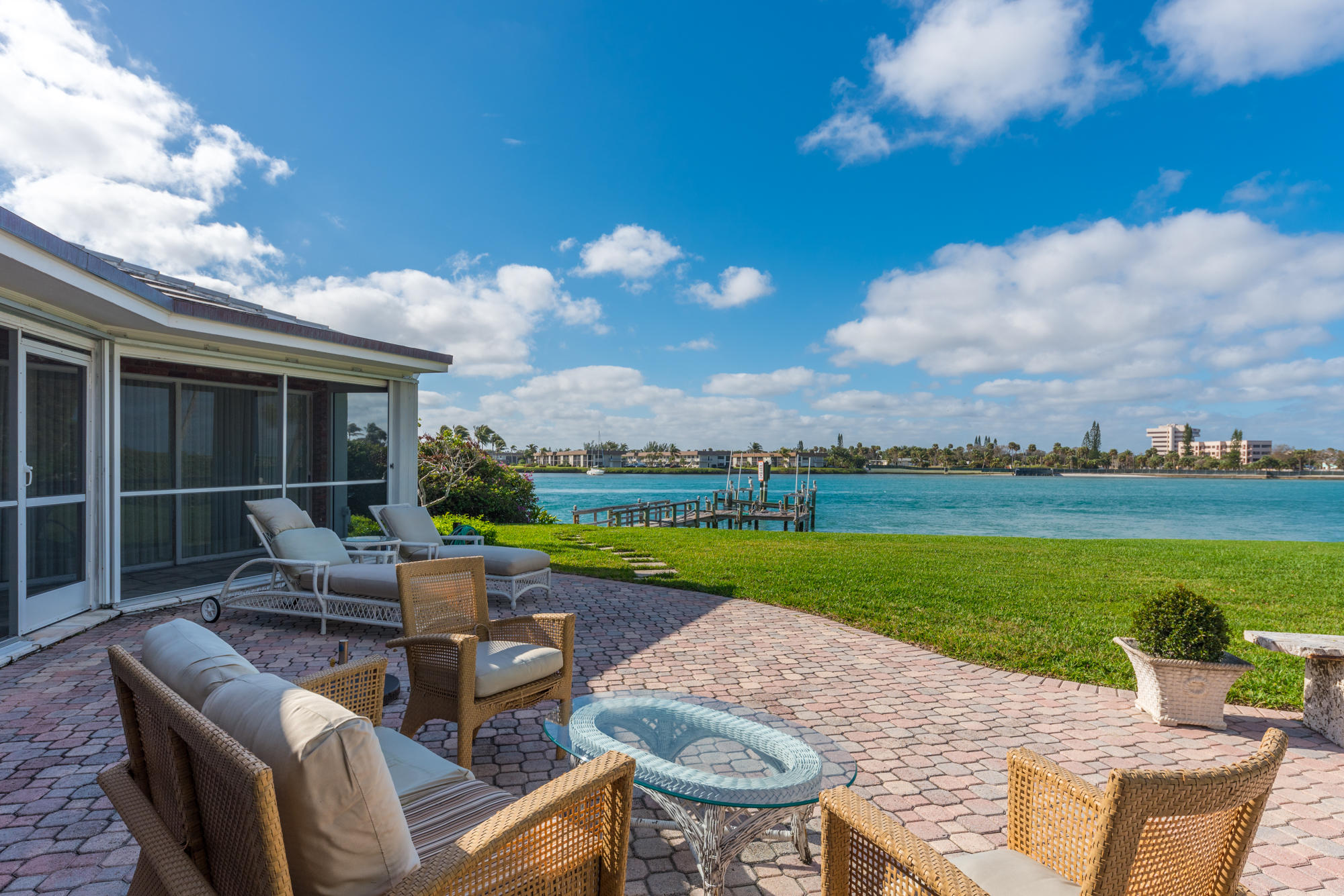 JUPITER INLET COLONY - Land