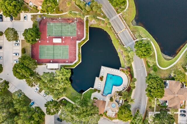 WELLESLEY AT LAKE CLARKE SHORES - Residential