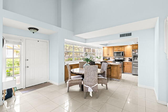 WELLESLEY AT LAKE CLARKE SHORES - Residential
