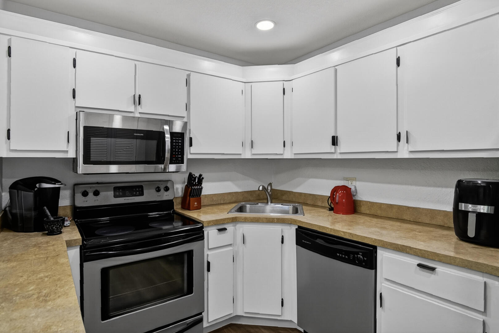 PINE RIDGE IV CONDO - Residential