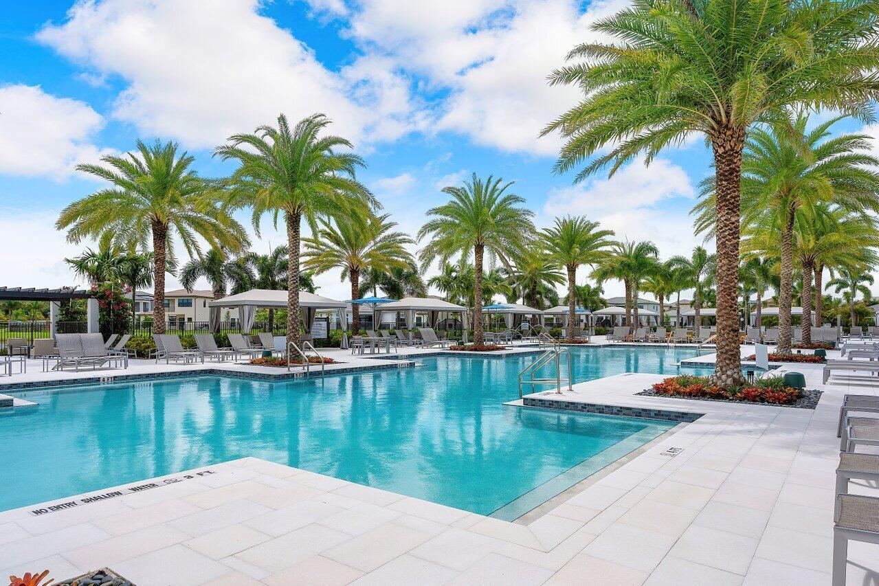 BOCA BRIDGES - Residential