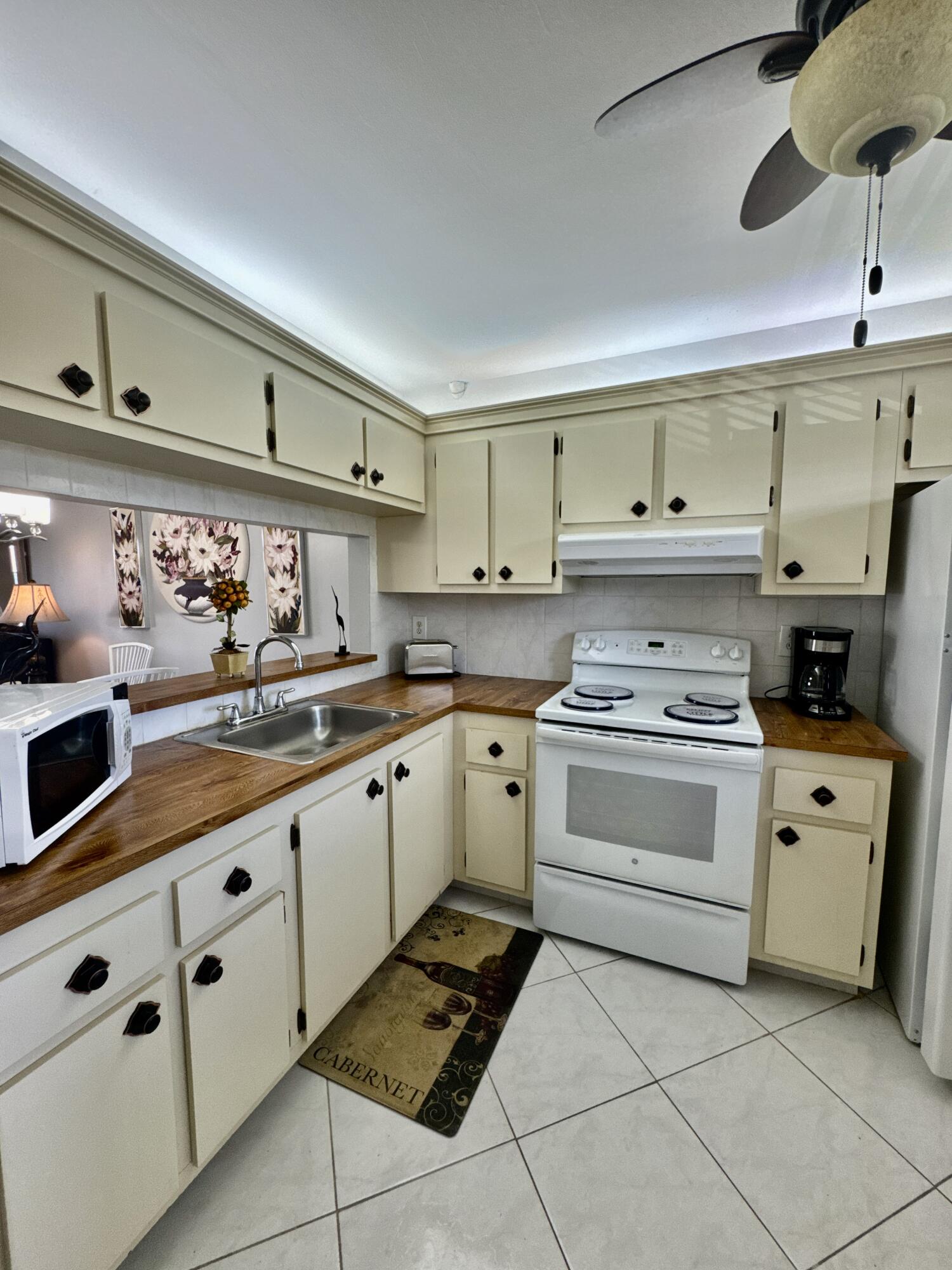 LUCERNE LAKES GOLF COLONY CONDOS 1 THRU 12 AND 14 - Residential