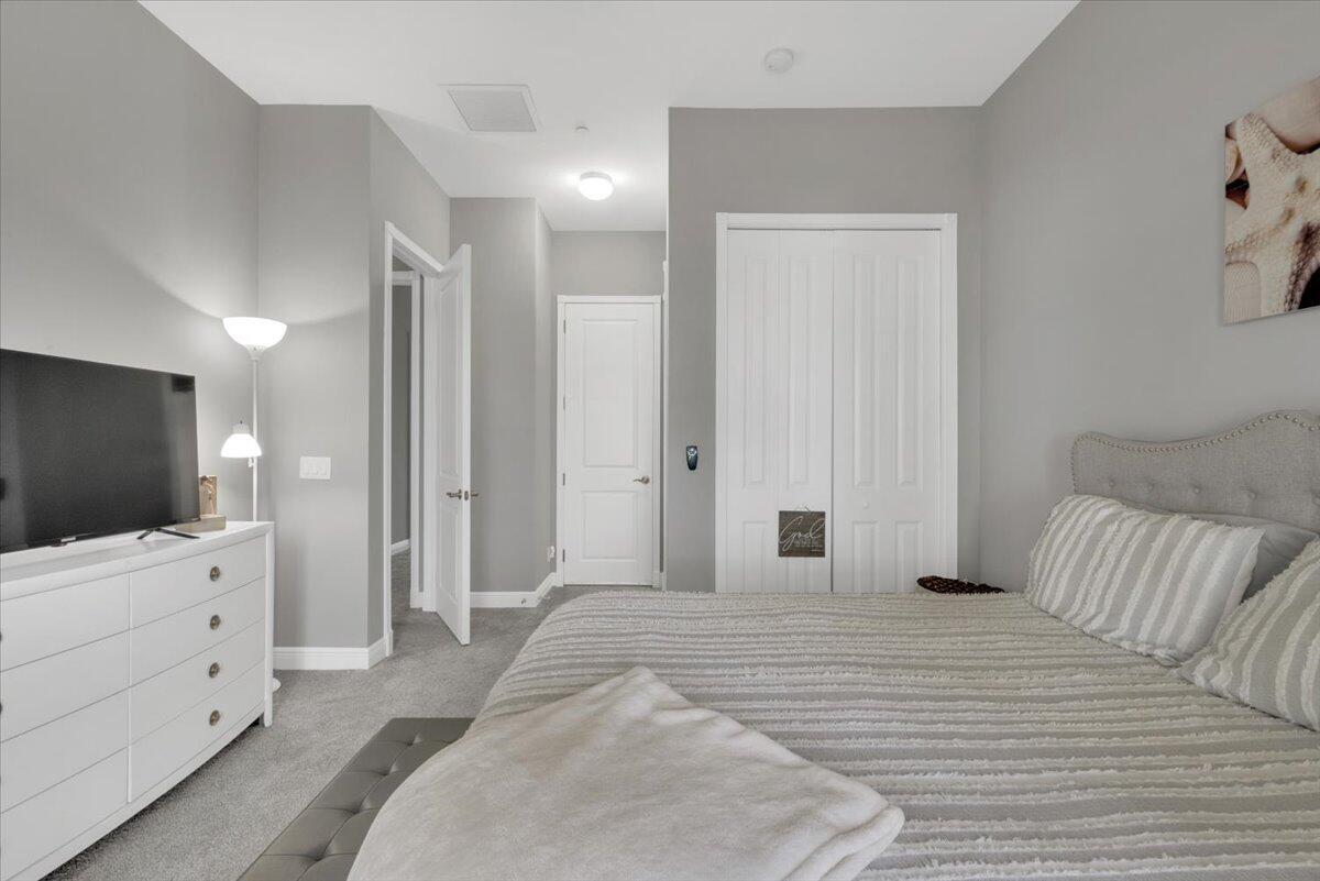 CASA DEL SOL OF TEQUESTA - Residential Lease