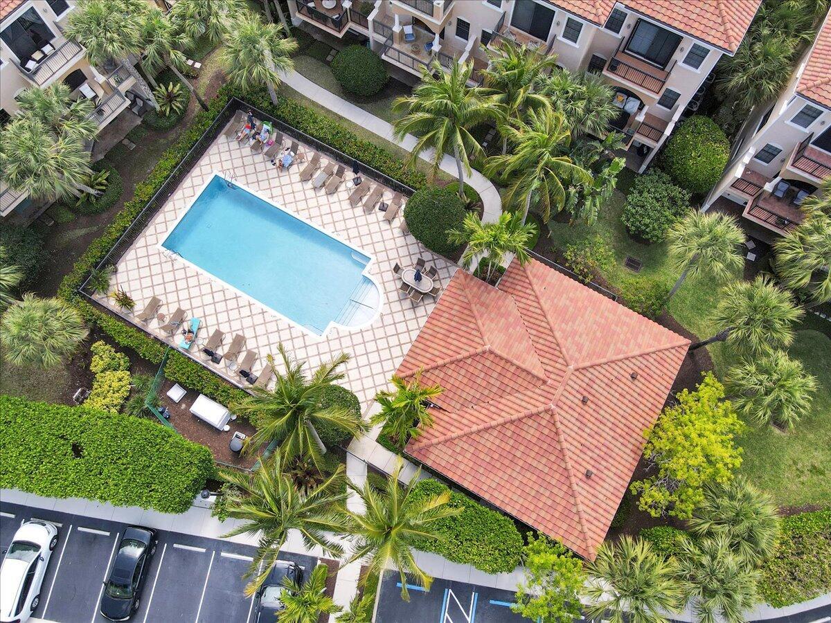 CASA DEL SOL OF TEQUESTA - Residential Lease