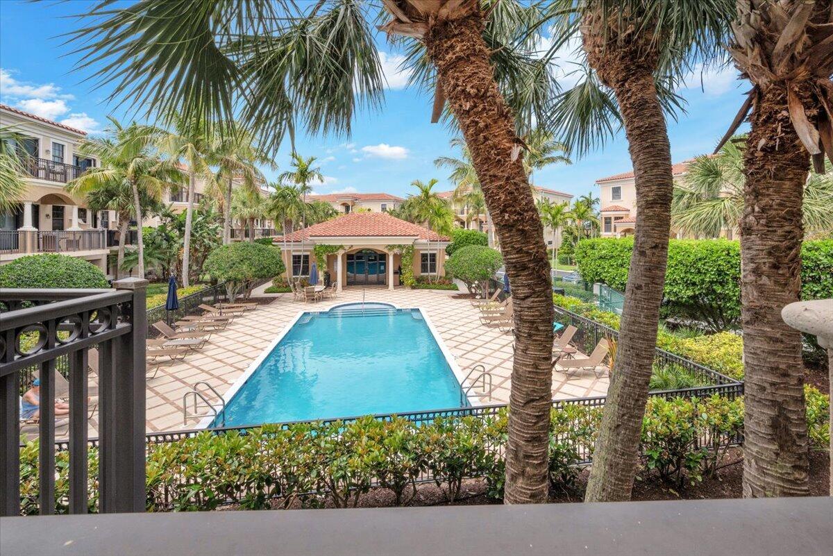 CASA DEL SOL OF TEQUESTA - Residential Lease