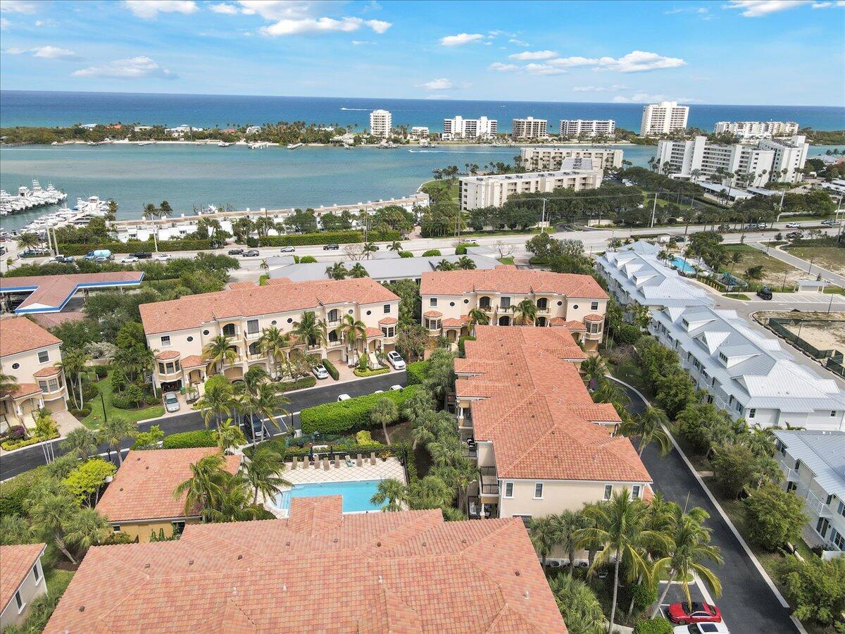 CASA DEL SOL OF TEQUESTA - Residential Lease
