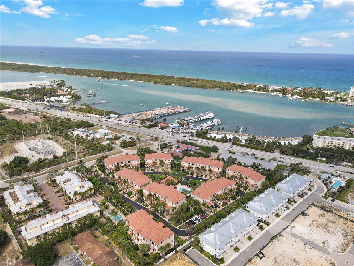 CASA DEL SOL OF TEQUESTA - Residential Lease