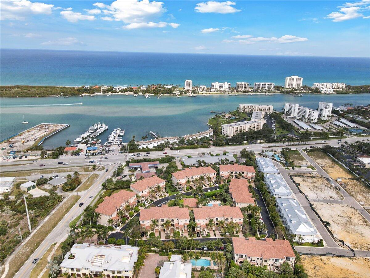 CASA DEL SOL OF TEQUESTA - Residential Lease