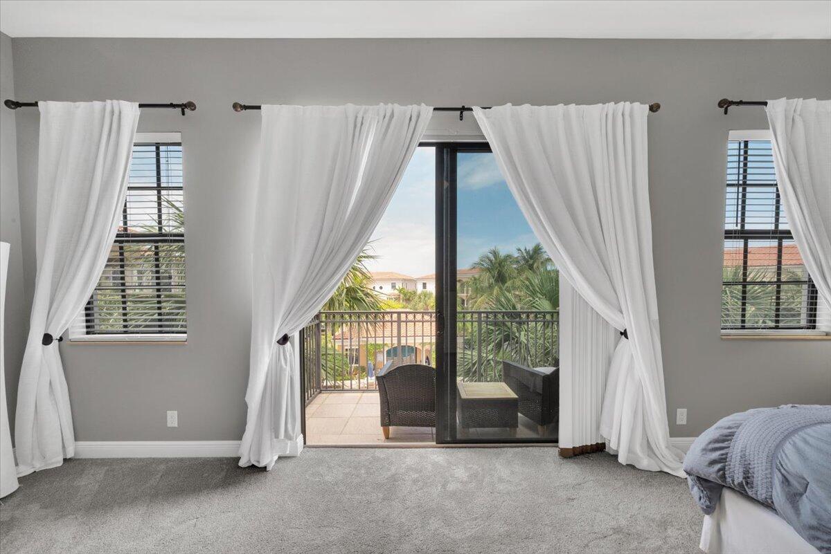 CASA DEL SOL OF TEQUESTA - Residential Lease