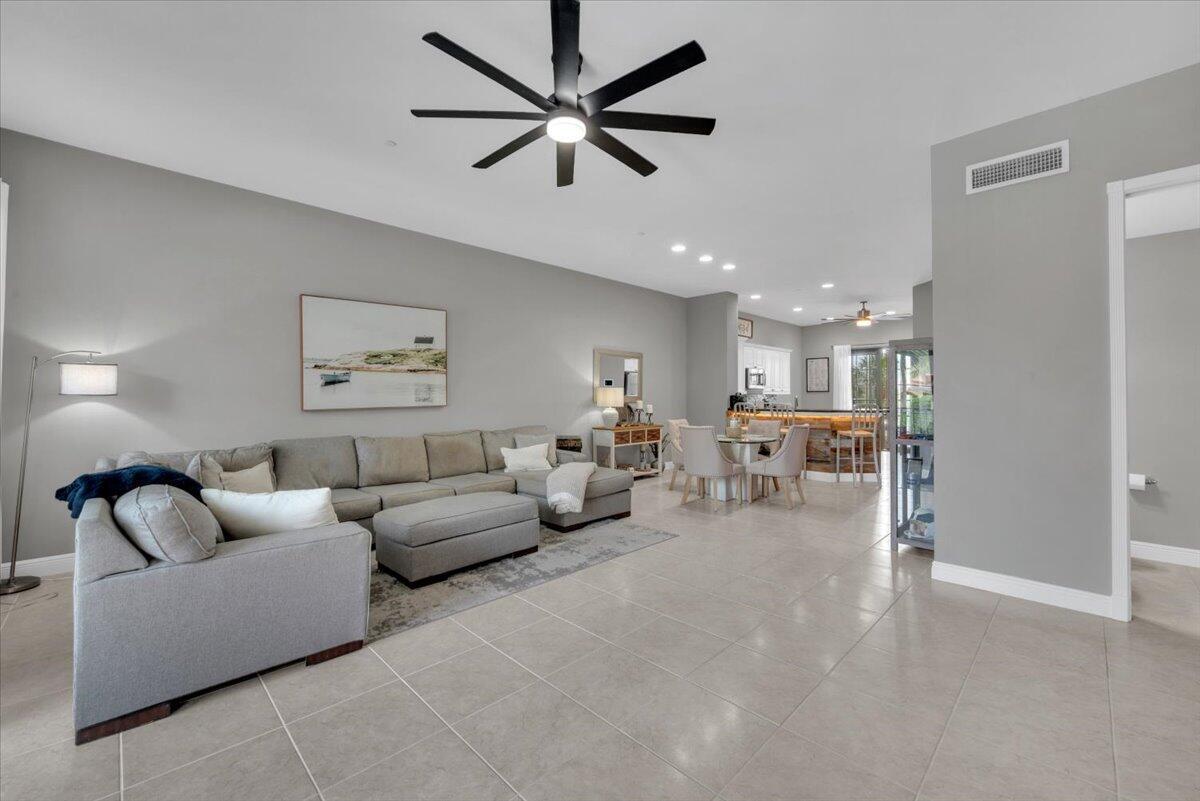 CASA DEL SOL OF TEQUESTA - Residential Lease