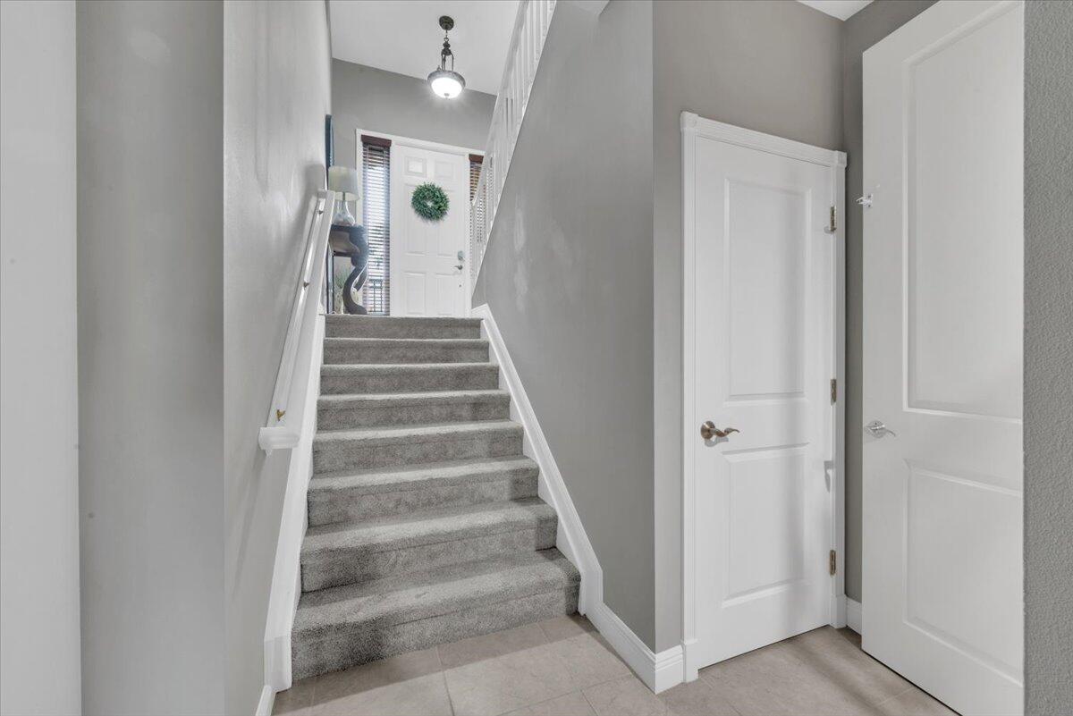 CASA DEL SOL OF TEQUESTA - Residential Lease