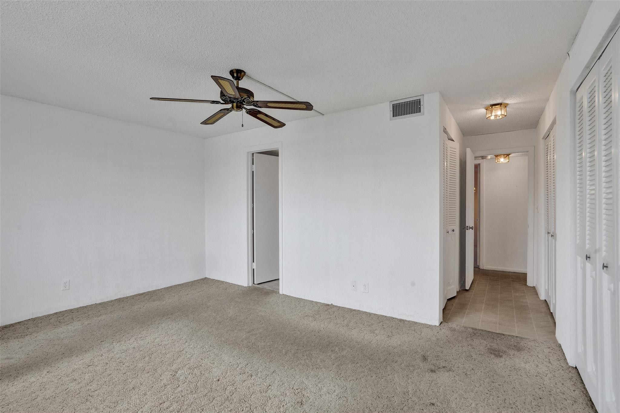 Meadowbrook Lakes - Residential