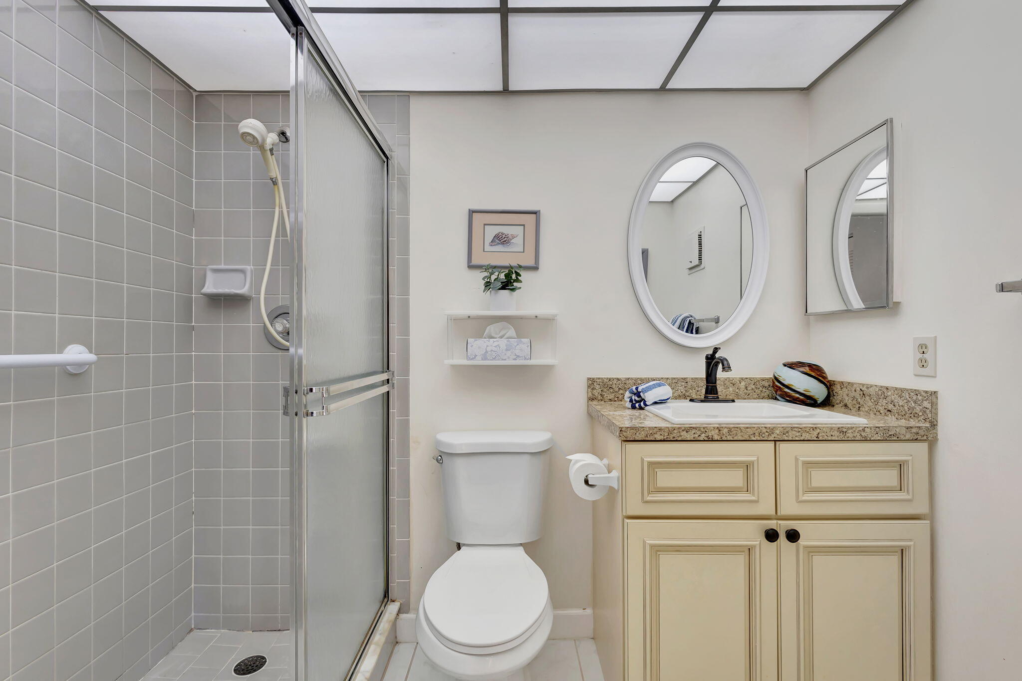KINGS POINT NORMANDY CONDOS - Residential