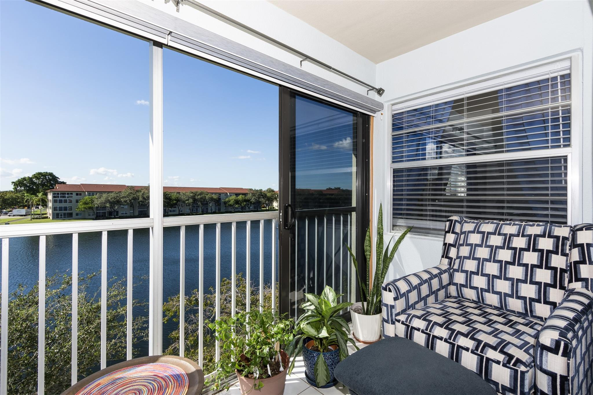 HAWTHORNE AT CENTURY VILLAGE - Residential