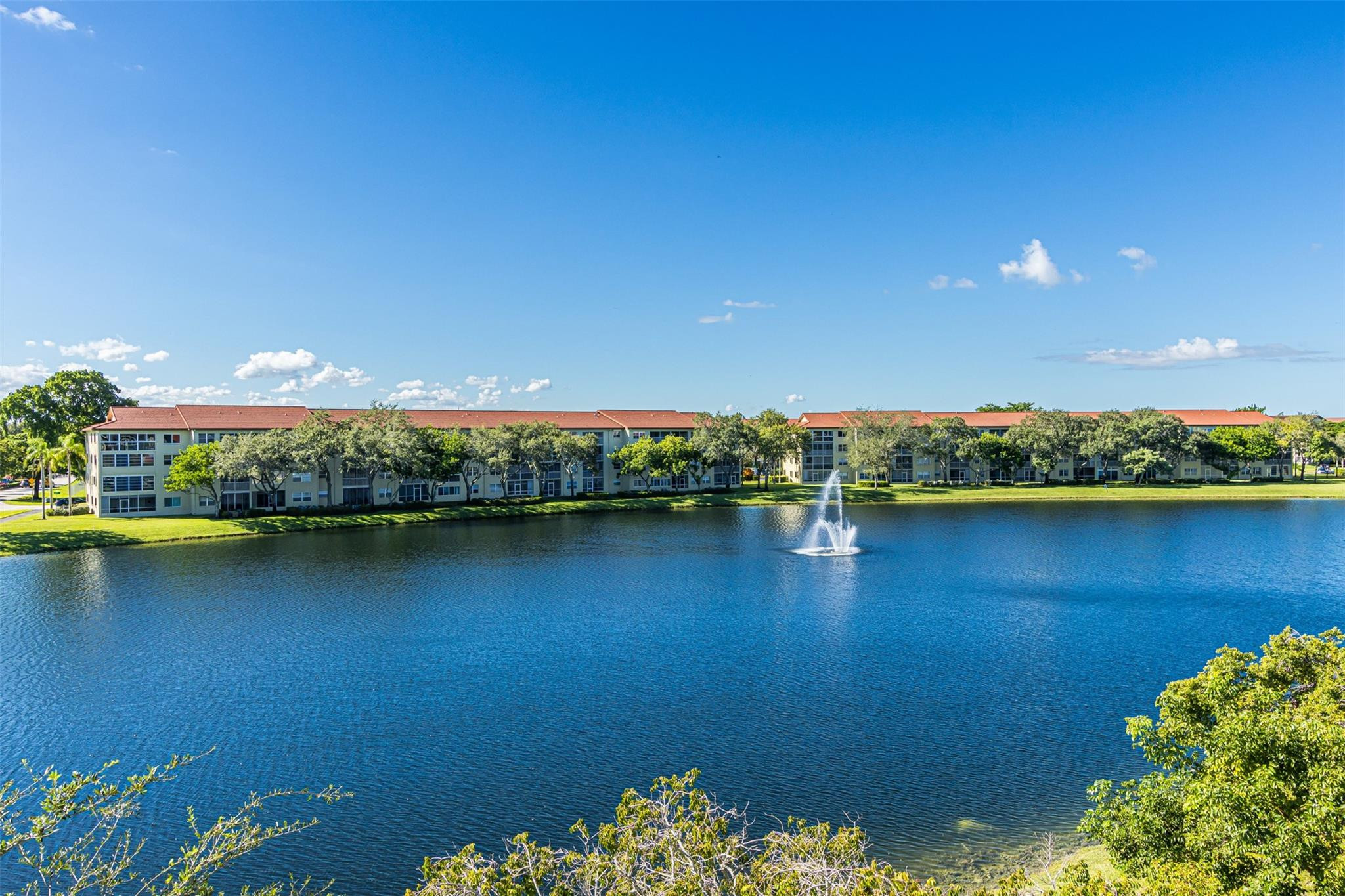 HAWTHORNE AT CENTURY VILLAGE - Residential