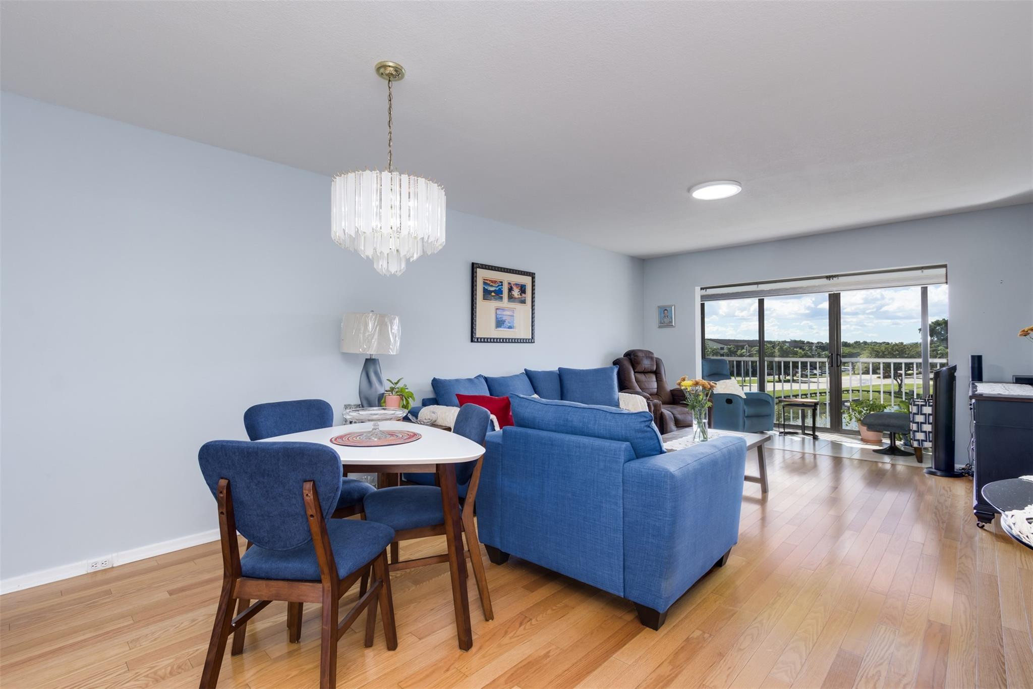 HAWTHORNE AT CENTURY VILLAGE - Residential