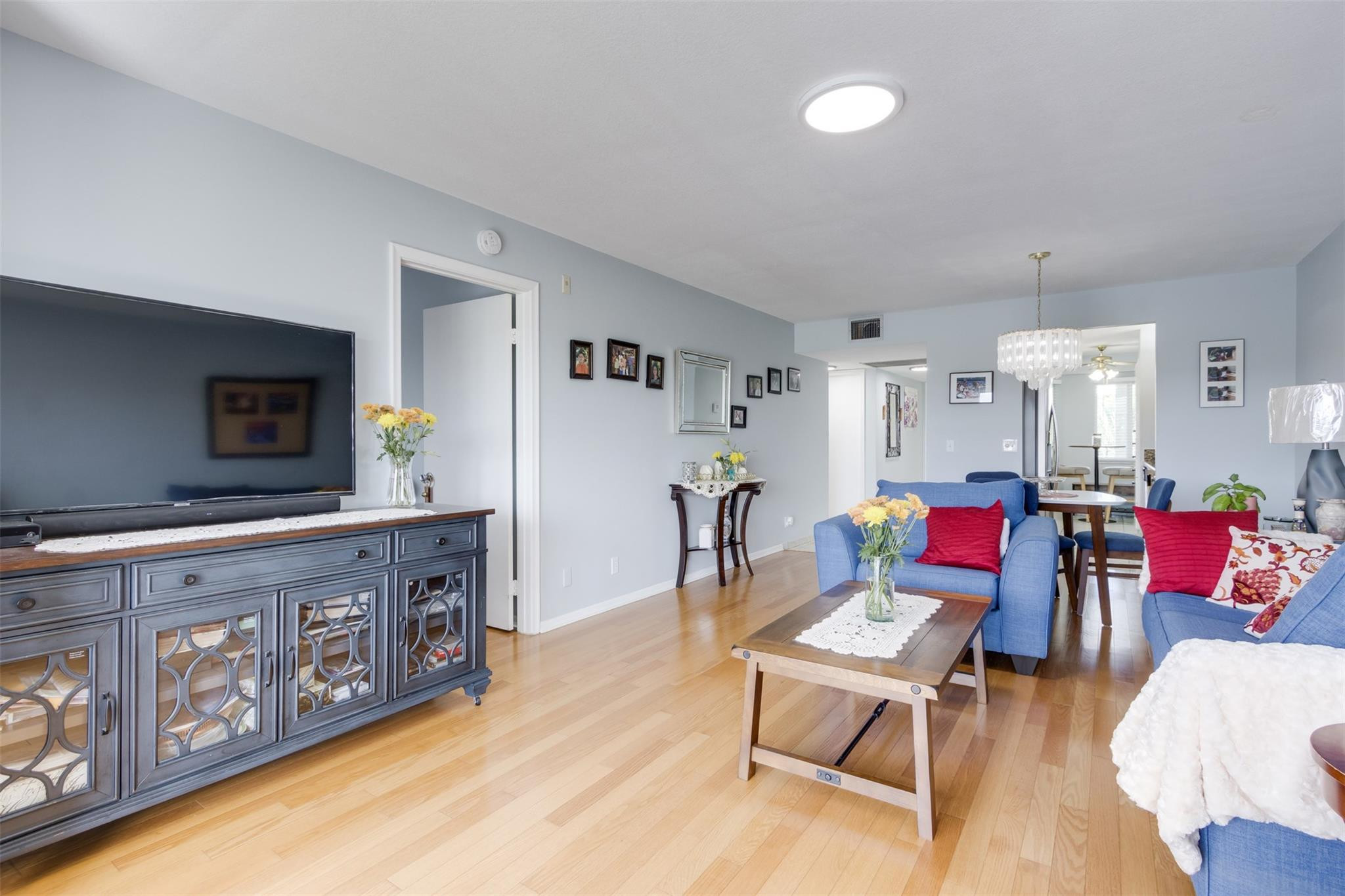 HAWTHORNE AT CENTURY VILLAGE - Residential