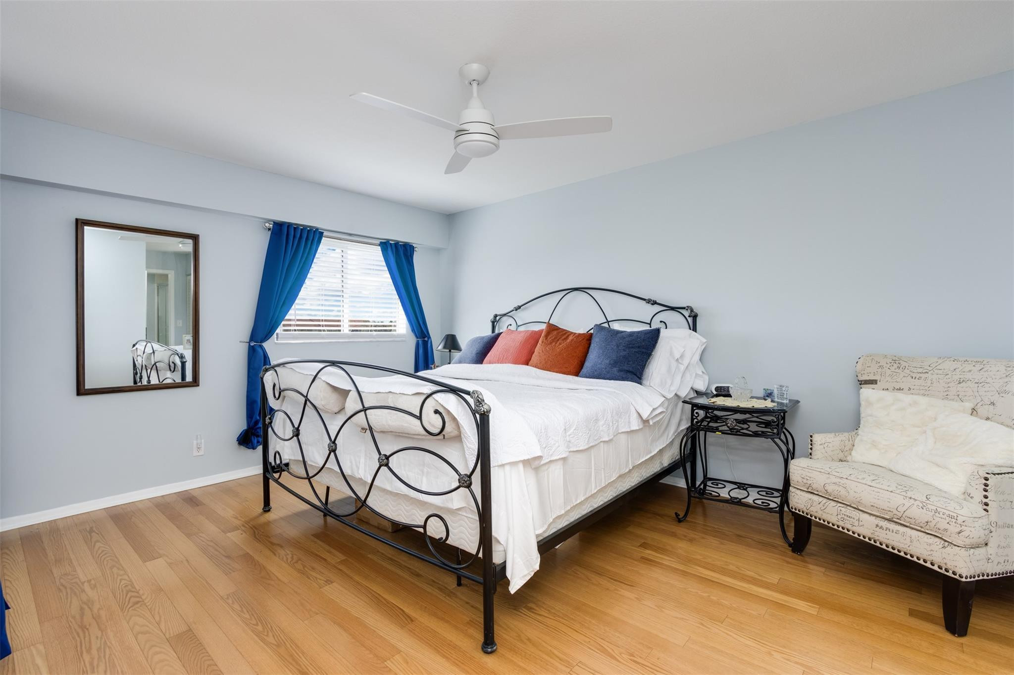 HAWTHORNE AT CENTURY VILLAGE - Residential