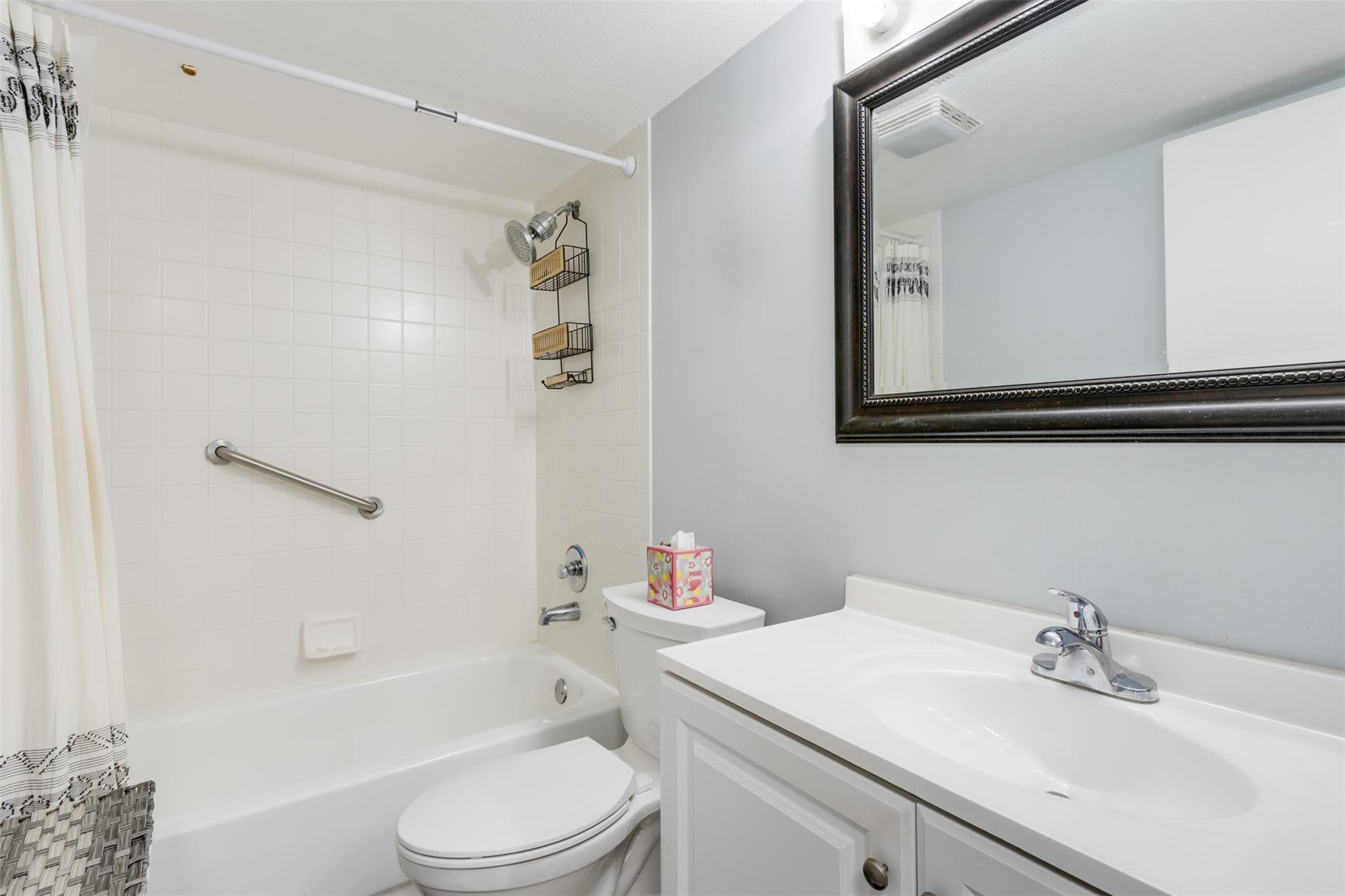 HAWTHORNE AT CENTURY VILLAGE - Residential