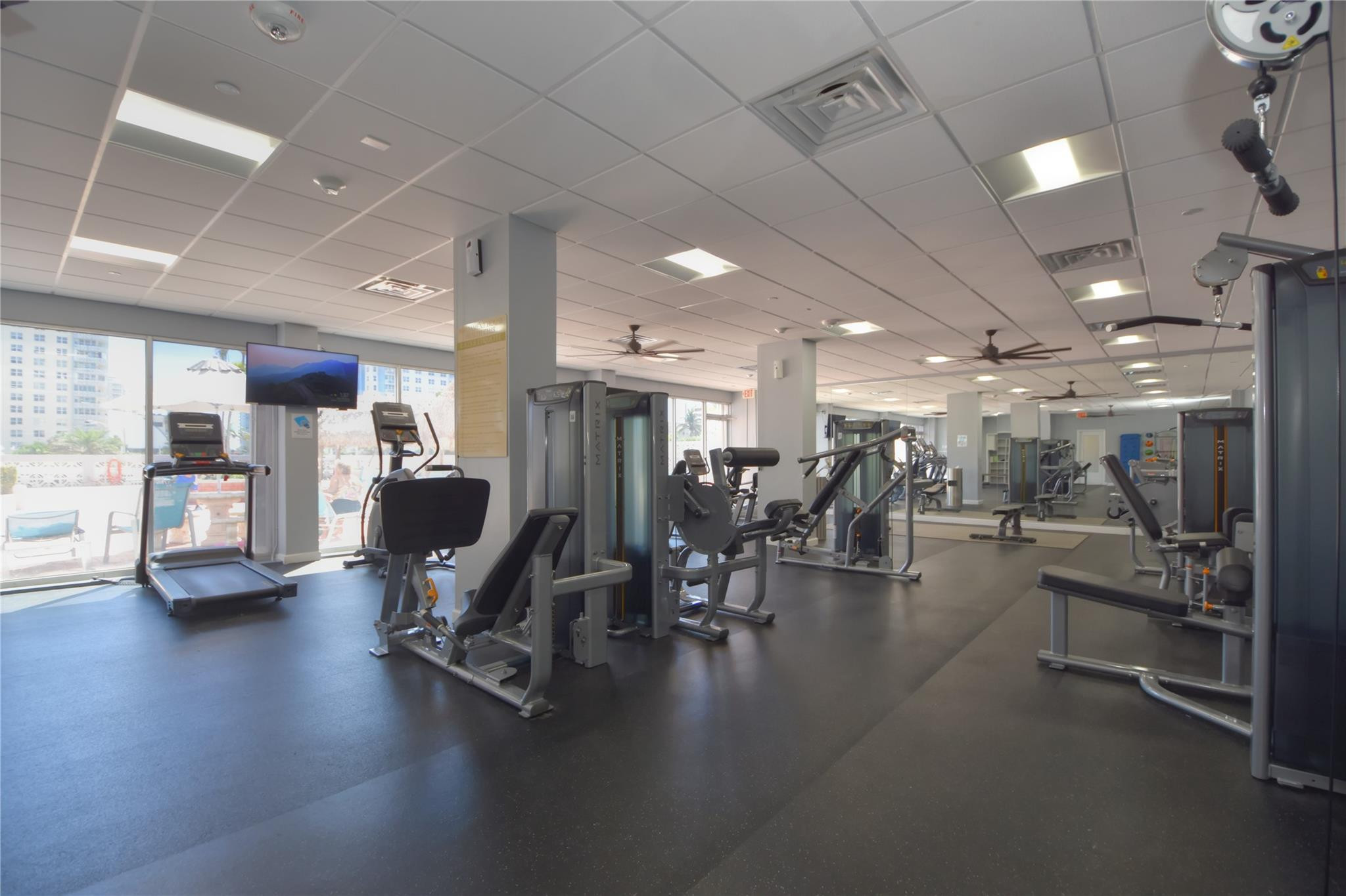 PARLIAMENT HOUSE CONDO - Residential Lease