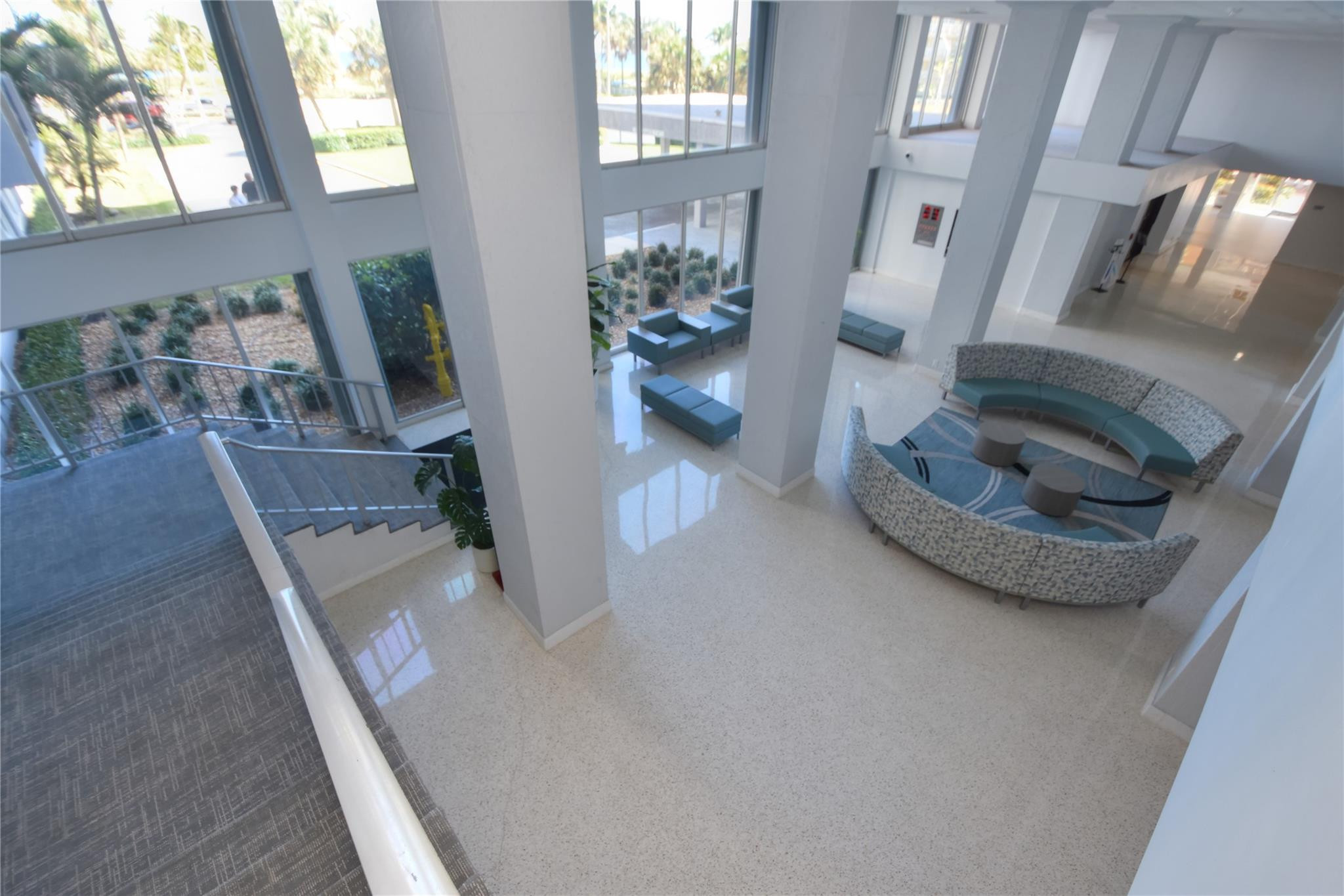 PARLIAMENT HOUSE CONDO - Residential Lease