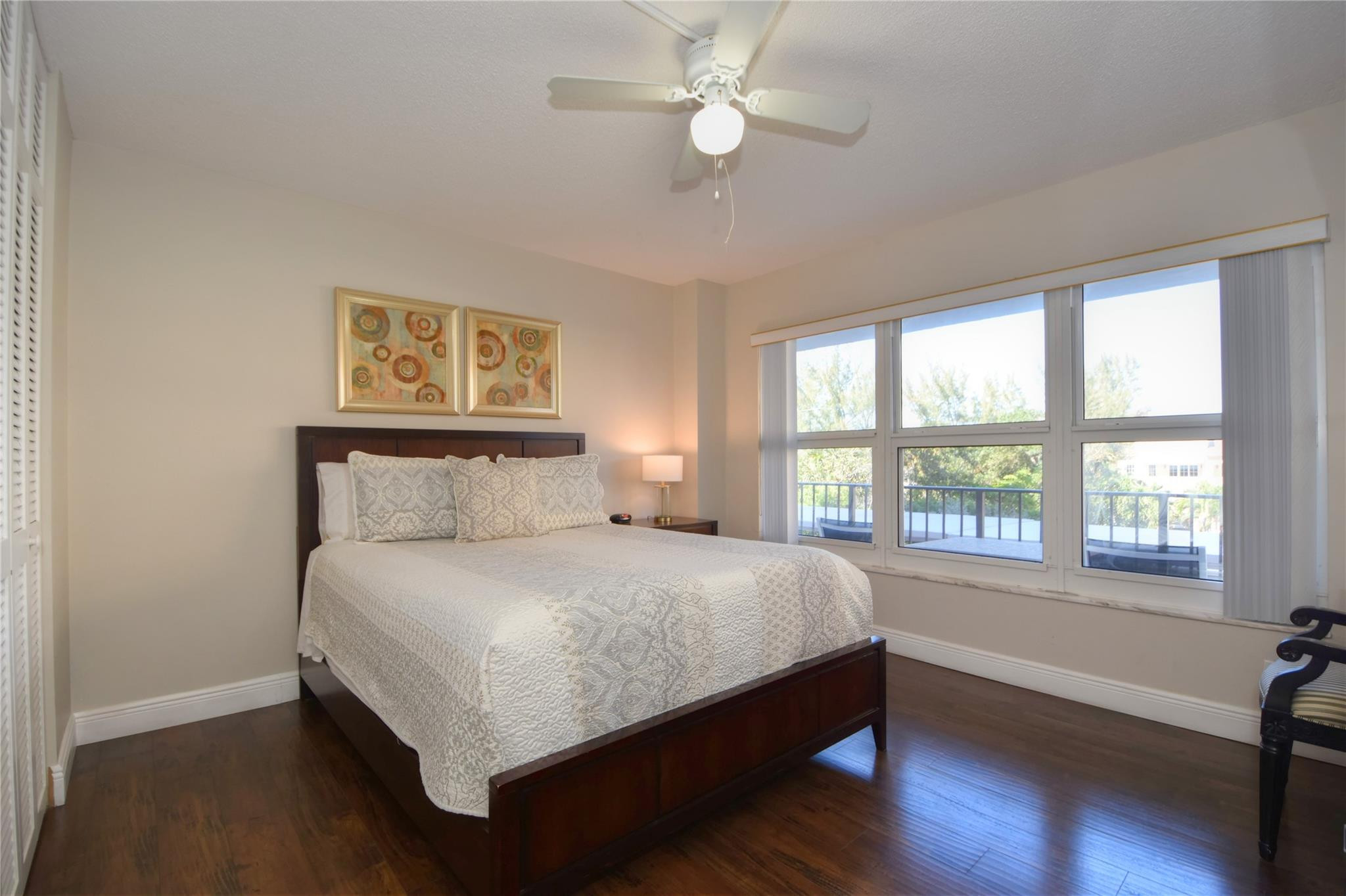 PARLIAMENT HOUSE CONDO - Residential Lease