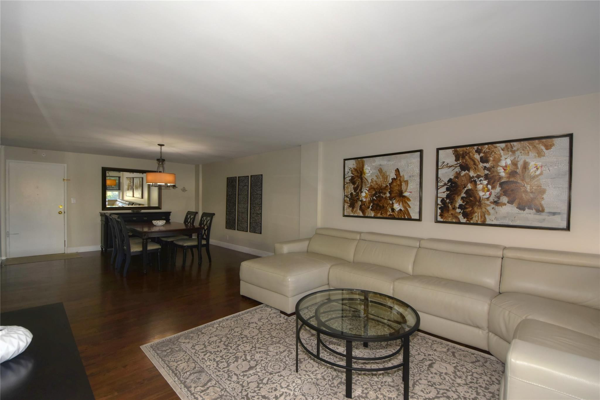 PARLIAMENT HOUSE CONDO - Residential Lease