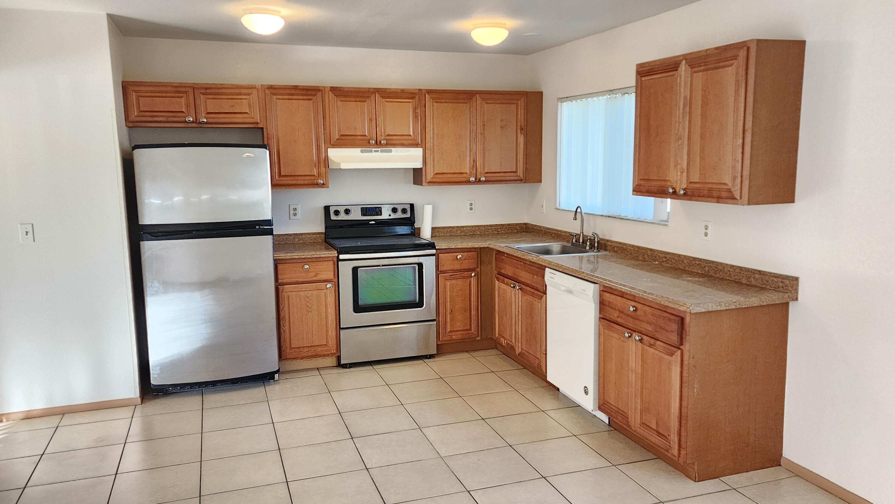 PORT ST LUCIE SECTION 25 - Residential Lease