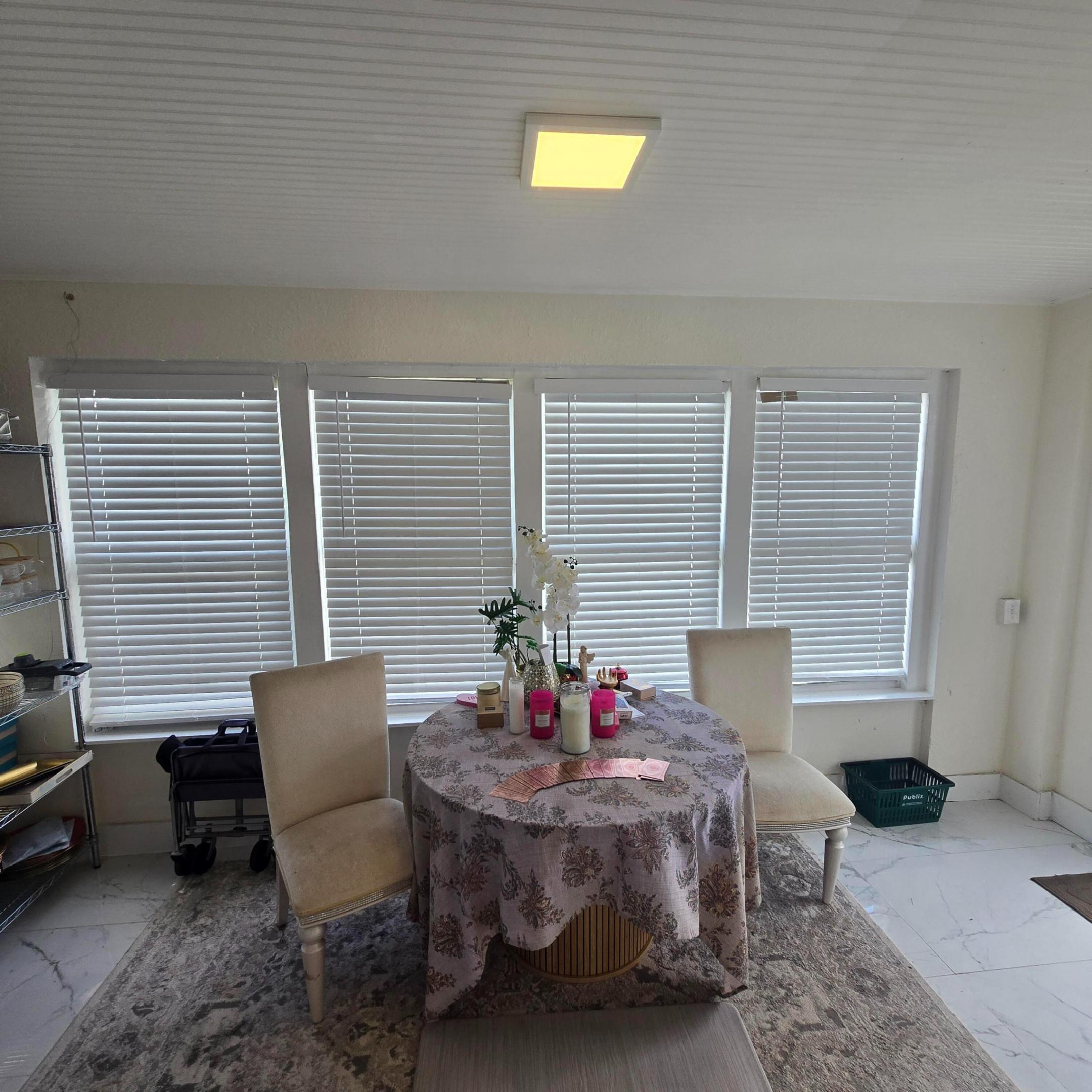 NORTH HOLLYWOOD - Residential