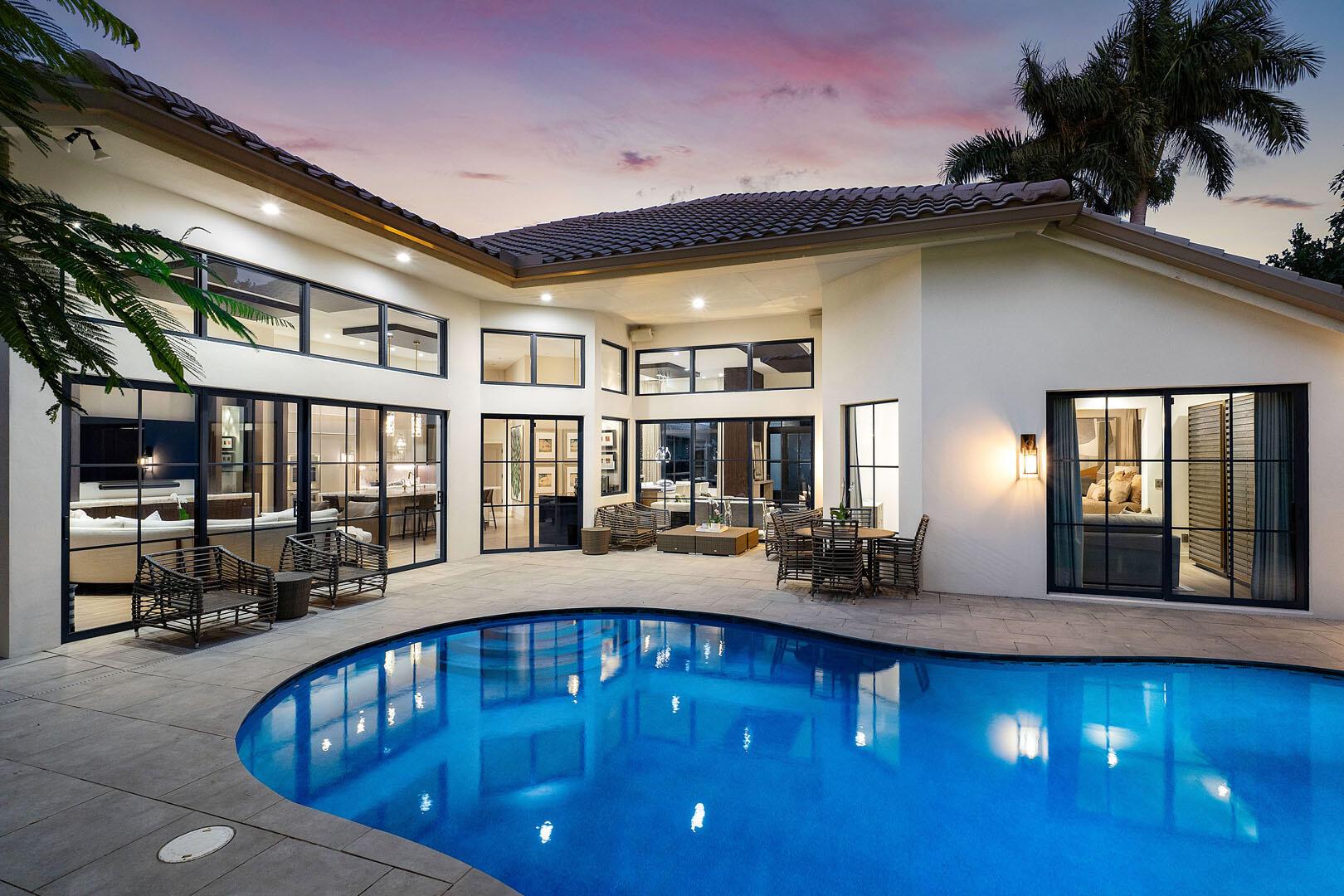 ROYAL PALM YACHT & COUNTRY CLUB - Residential