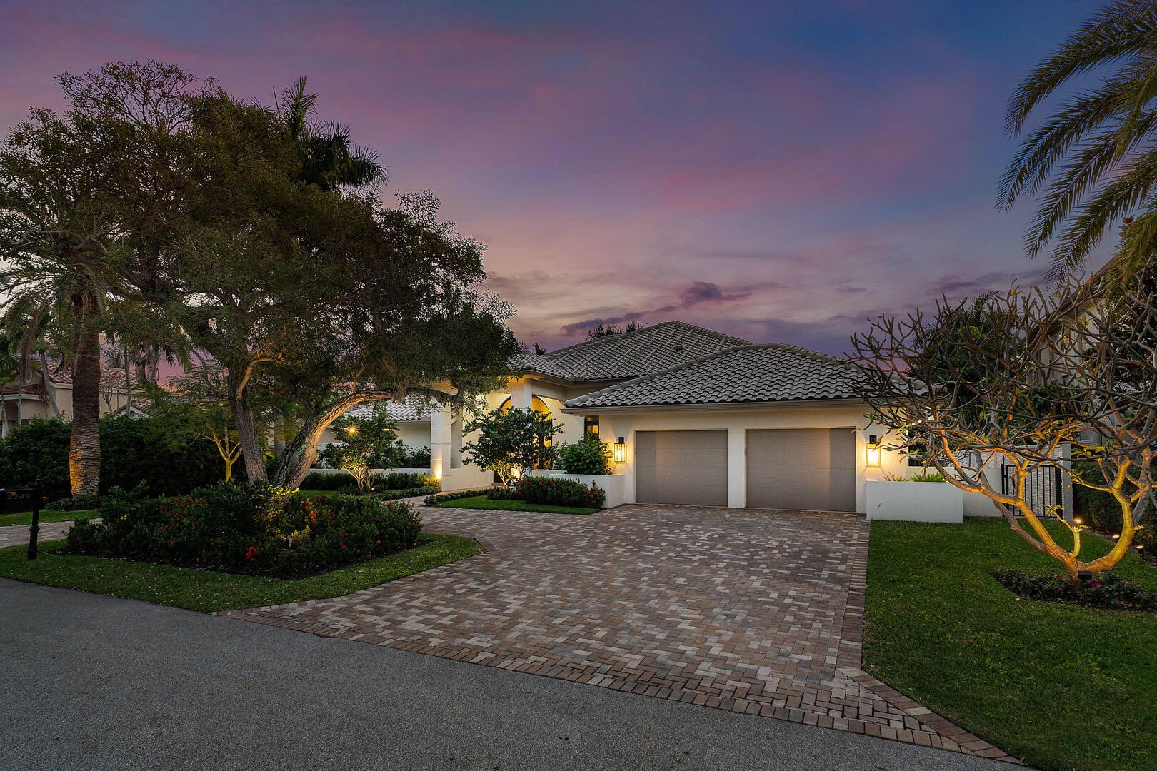 ROYAL PALM YACHT & COUNTRY CLUB - Residential