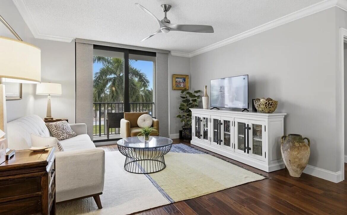 TOWER CONDO AT CITYPLACE - Residential Lease