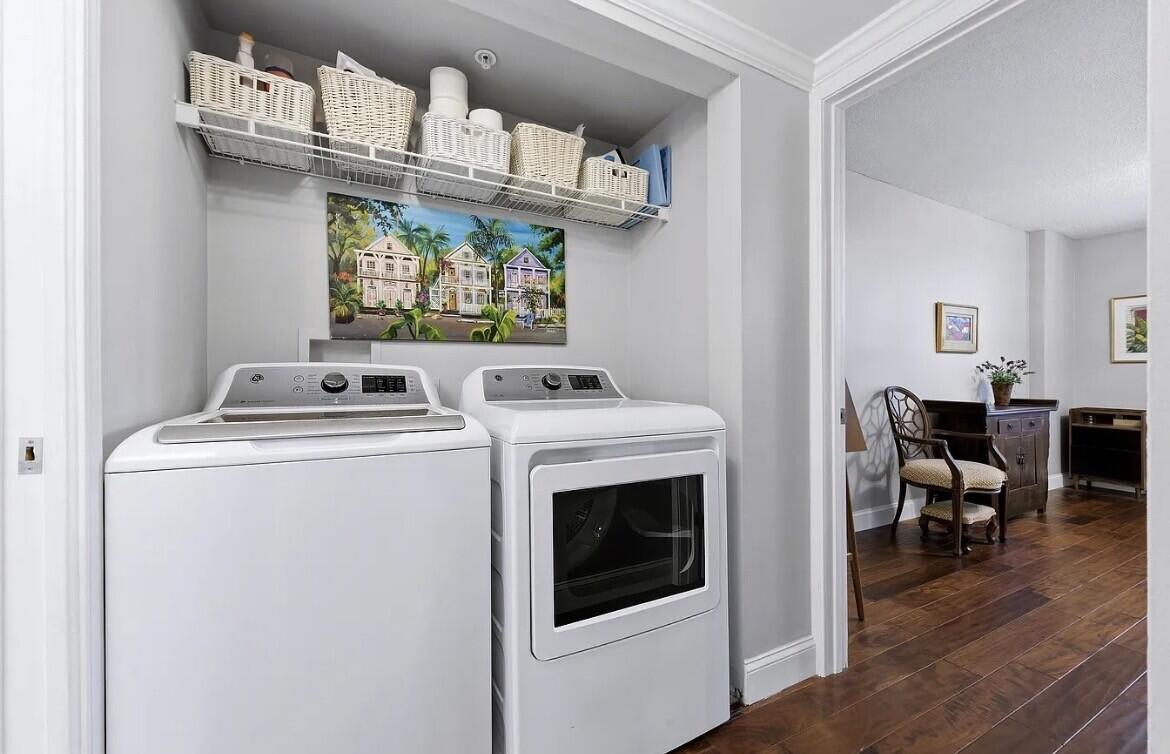 TOWER CONDO AT CITYPLACE - Residential Lease