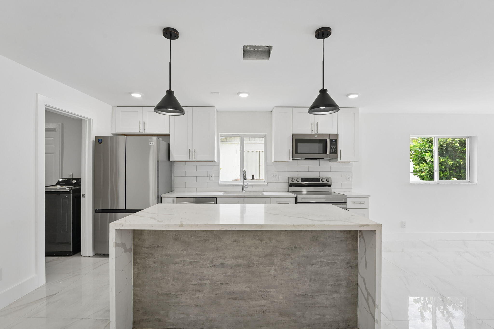 COLLEGE PARK - Residential Lease
