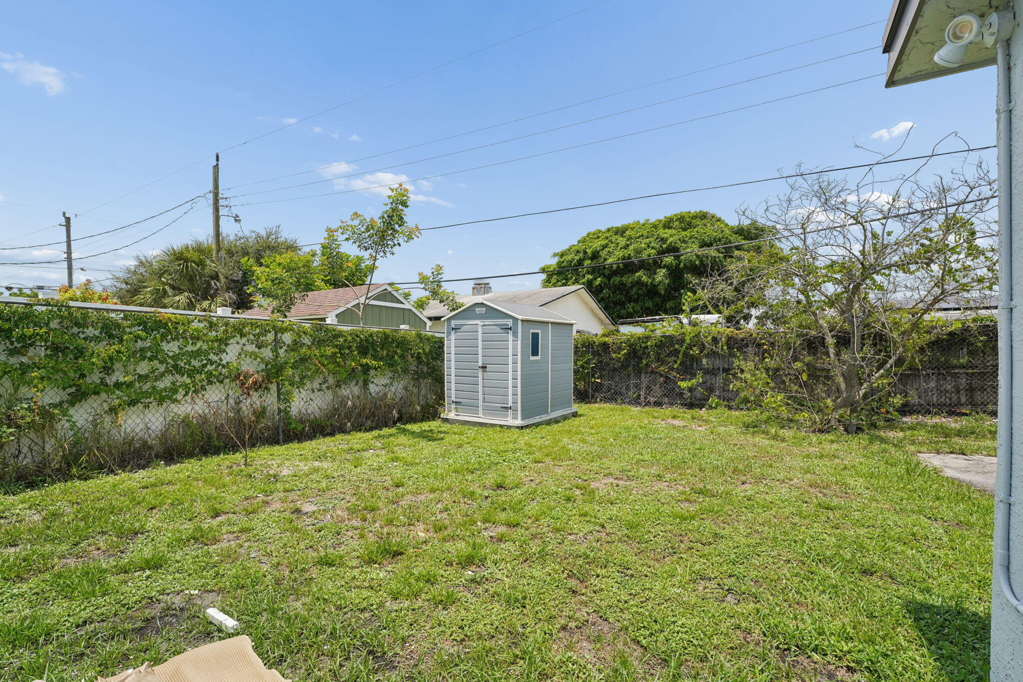 COLLEGE PARK - Residential Lease